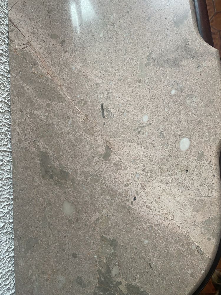 Móvel antigo para restauro