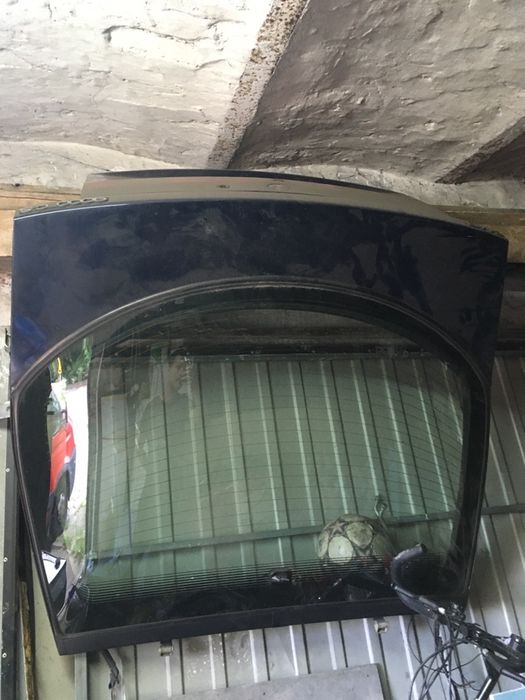 Na sprzedaz Klapa saab 9000