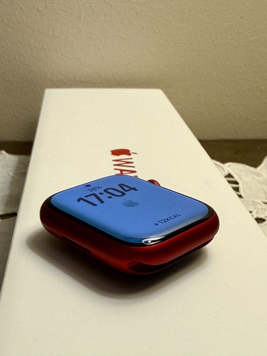 Apple Watch Series 8 GPS+Cellular 45mm (Product Red)