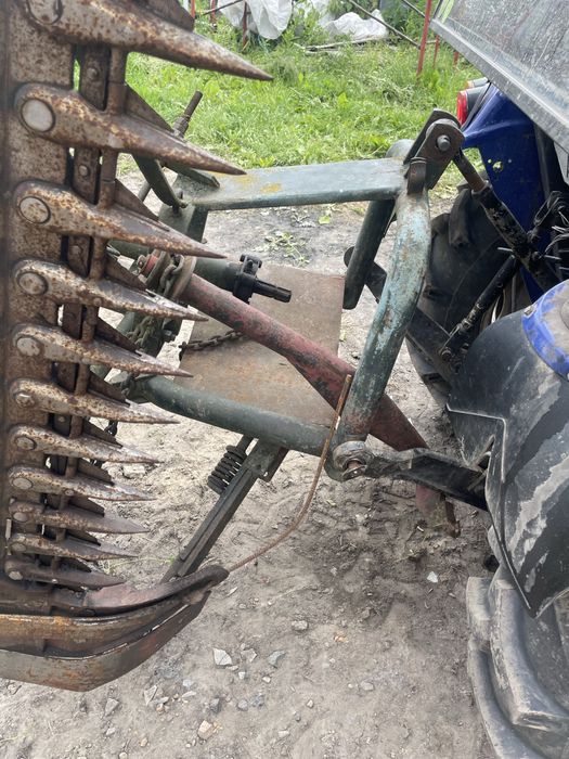 Продам  Косарку.