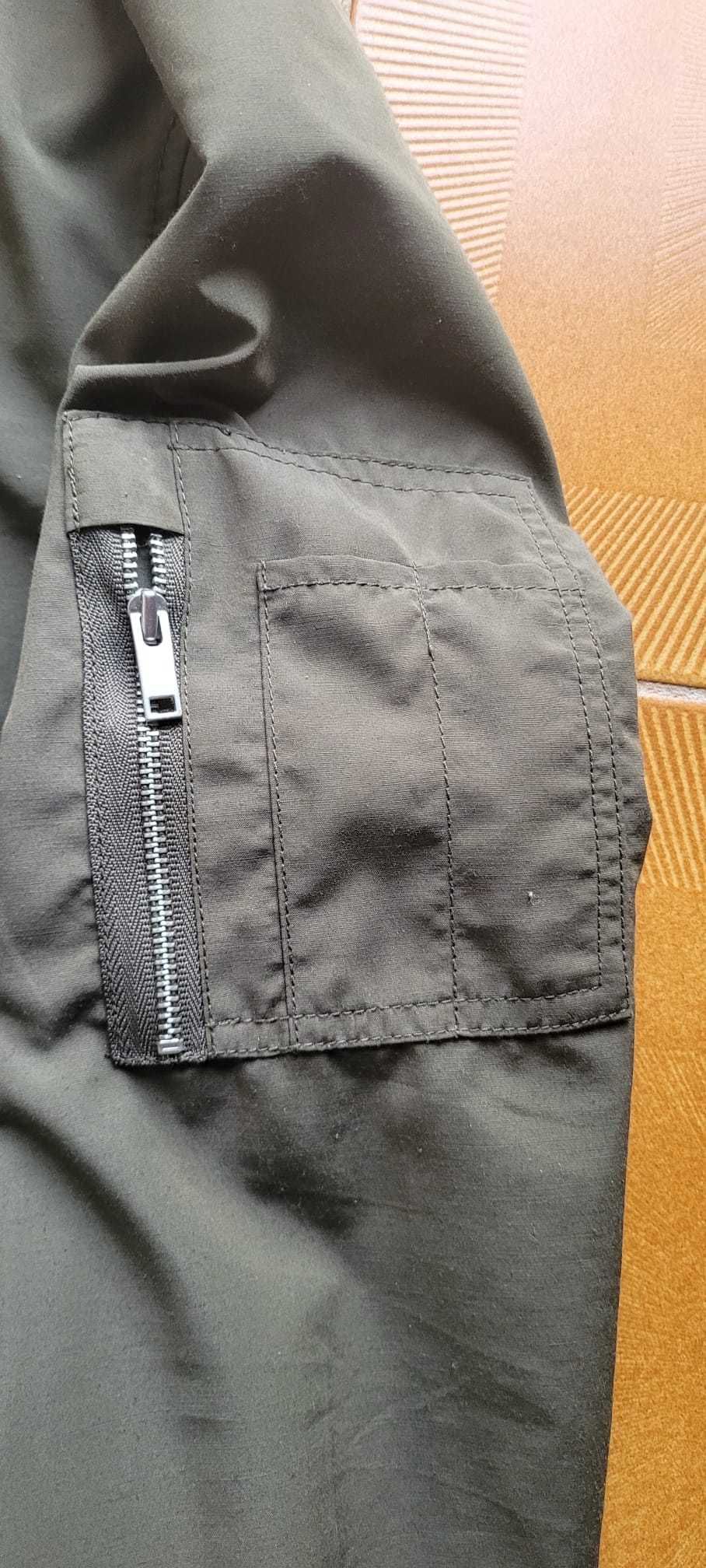 Casaco Bomber Jacket (Medium) - Olive Green (Pull&Bear)