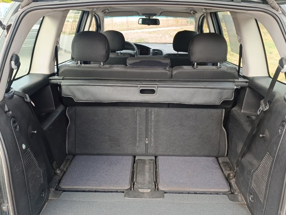 Opel Zafira 2.0TDI 7 мест продам или обмен