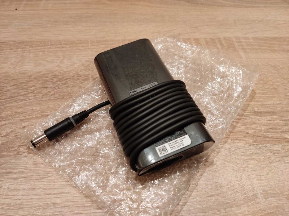 Nowy Zasilacz do laptopów DELL 90W (19.5V / 4.62A)