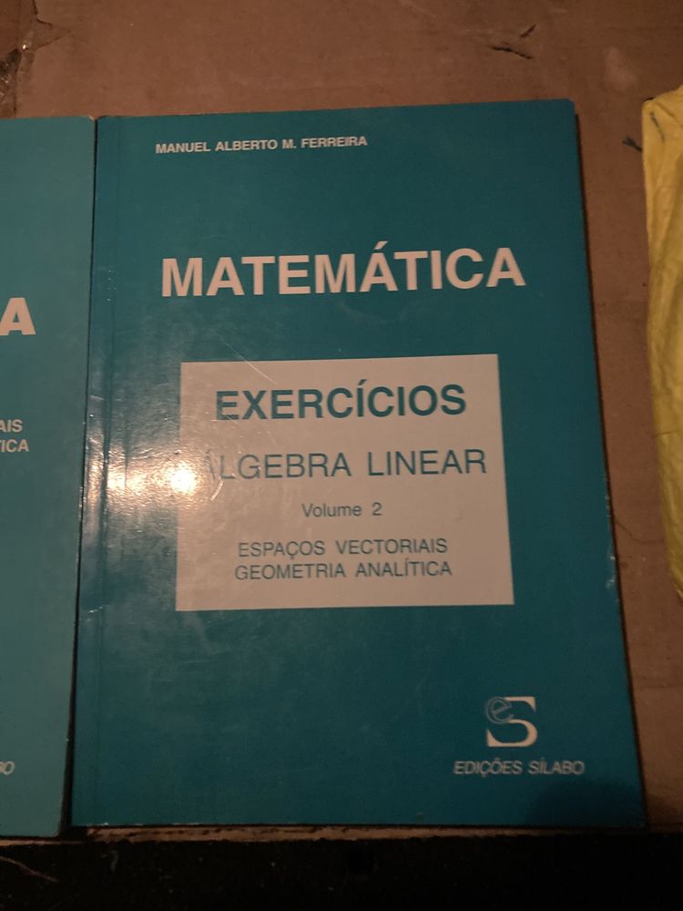 Matemática álgebra linear