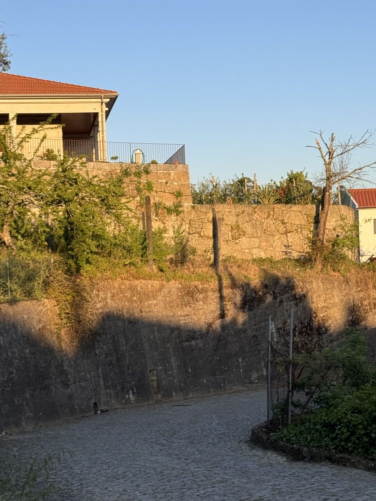 Lote terreno de construção  em Freixo de Cima  (Amarante)