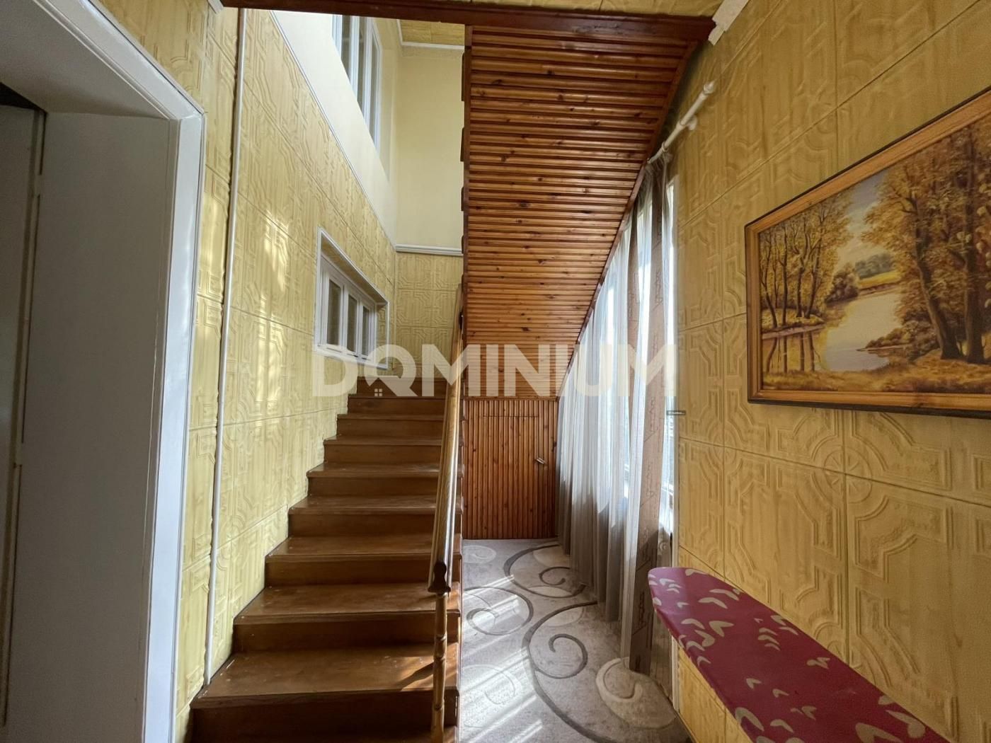 Продається будинок м. Виноградів вул. Персикова