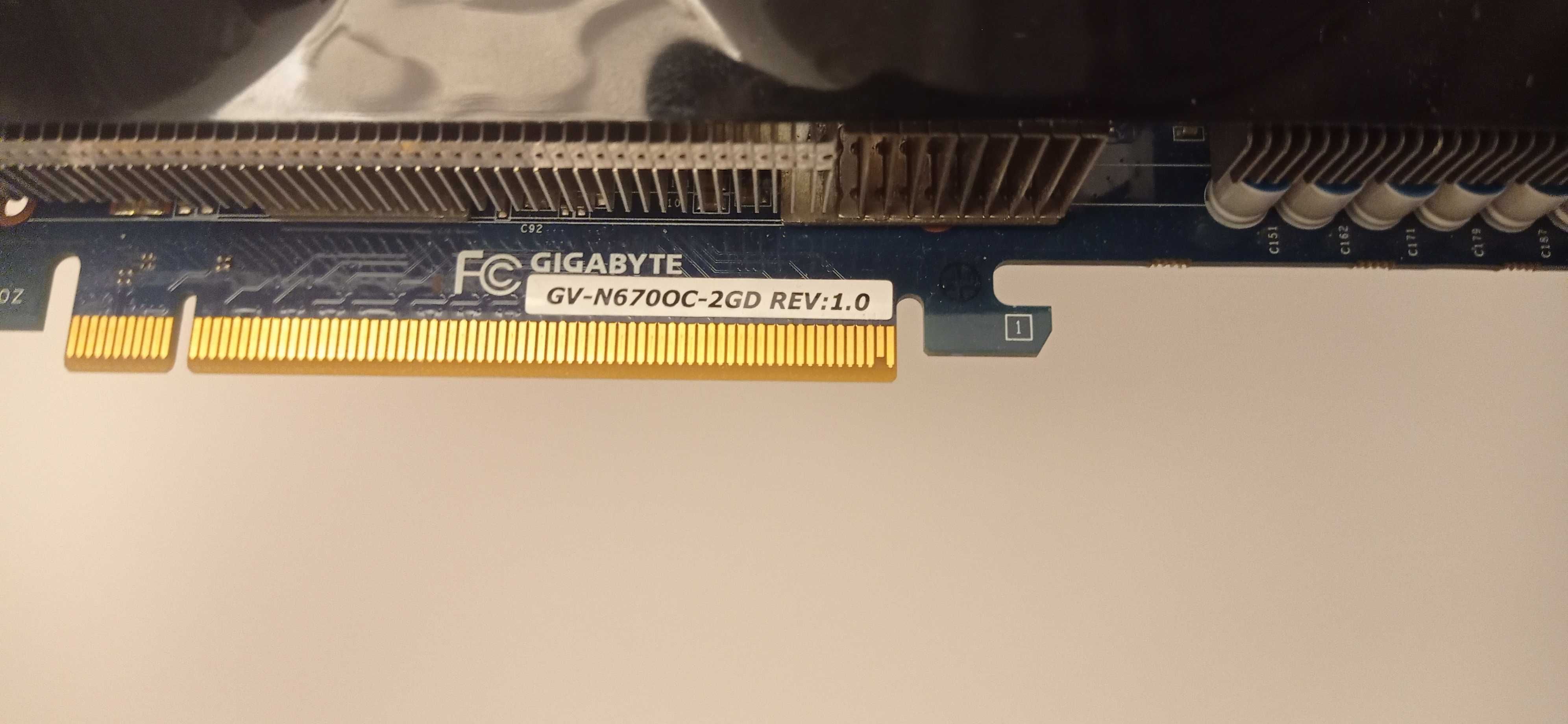 GIGABYTE GTX 670 Windforce 3x OC 2GB