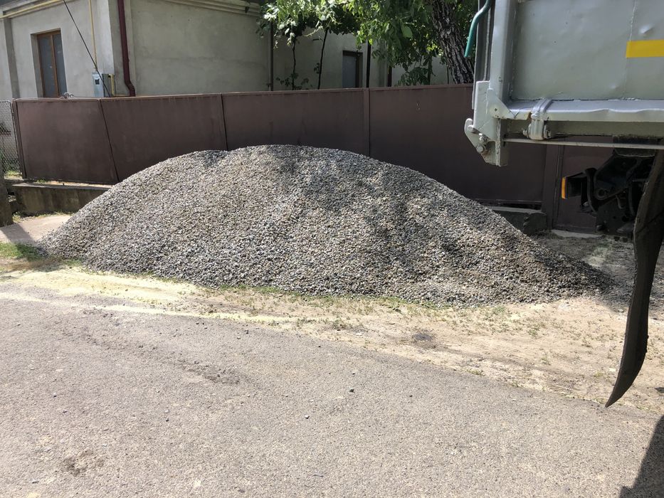 Доставка,вантажні перевезення,пісок,щебень,отсев,вивіз сміття,сміття,