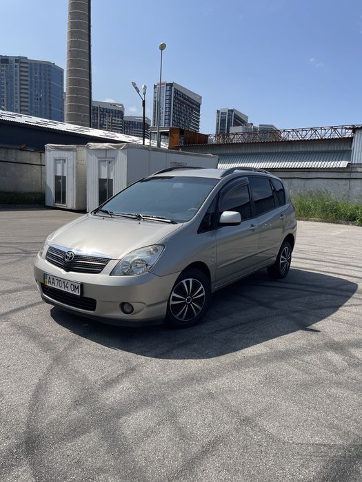 Продам тойоту на автоматі 1.8 газ/бенз