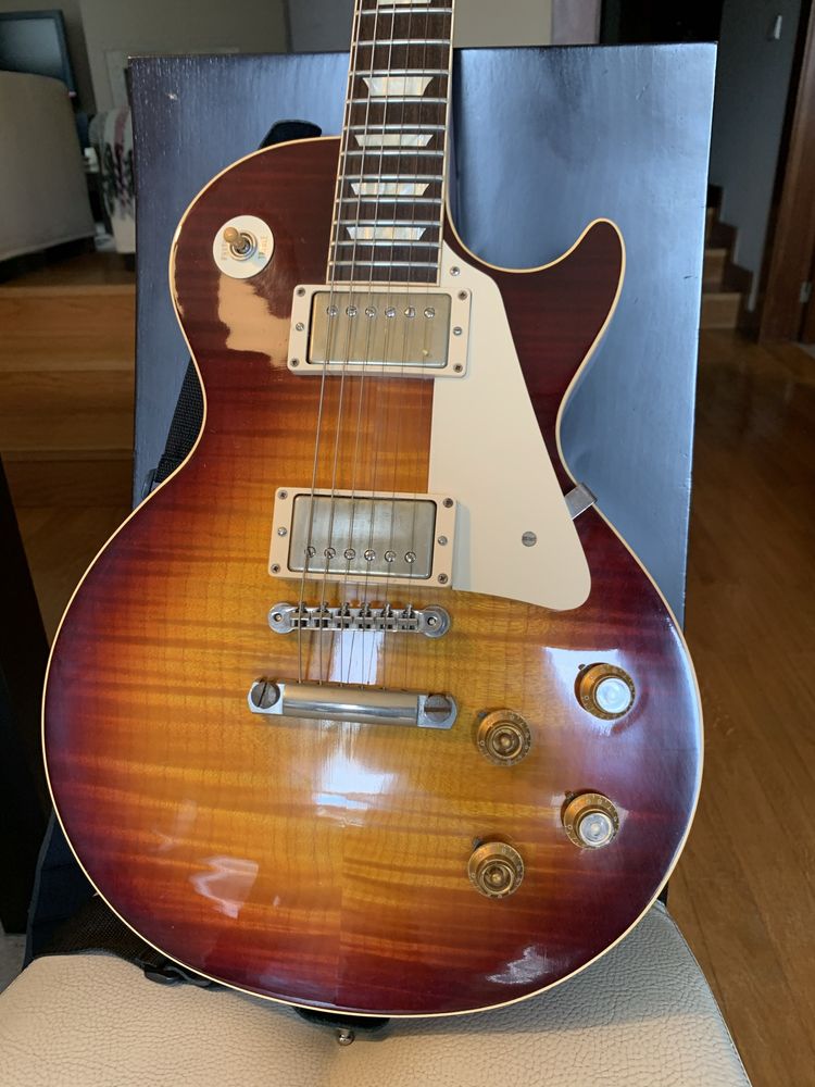 GIBSON R9 2012 at the Custom Shop in Nashville-USA.