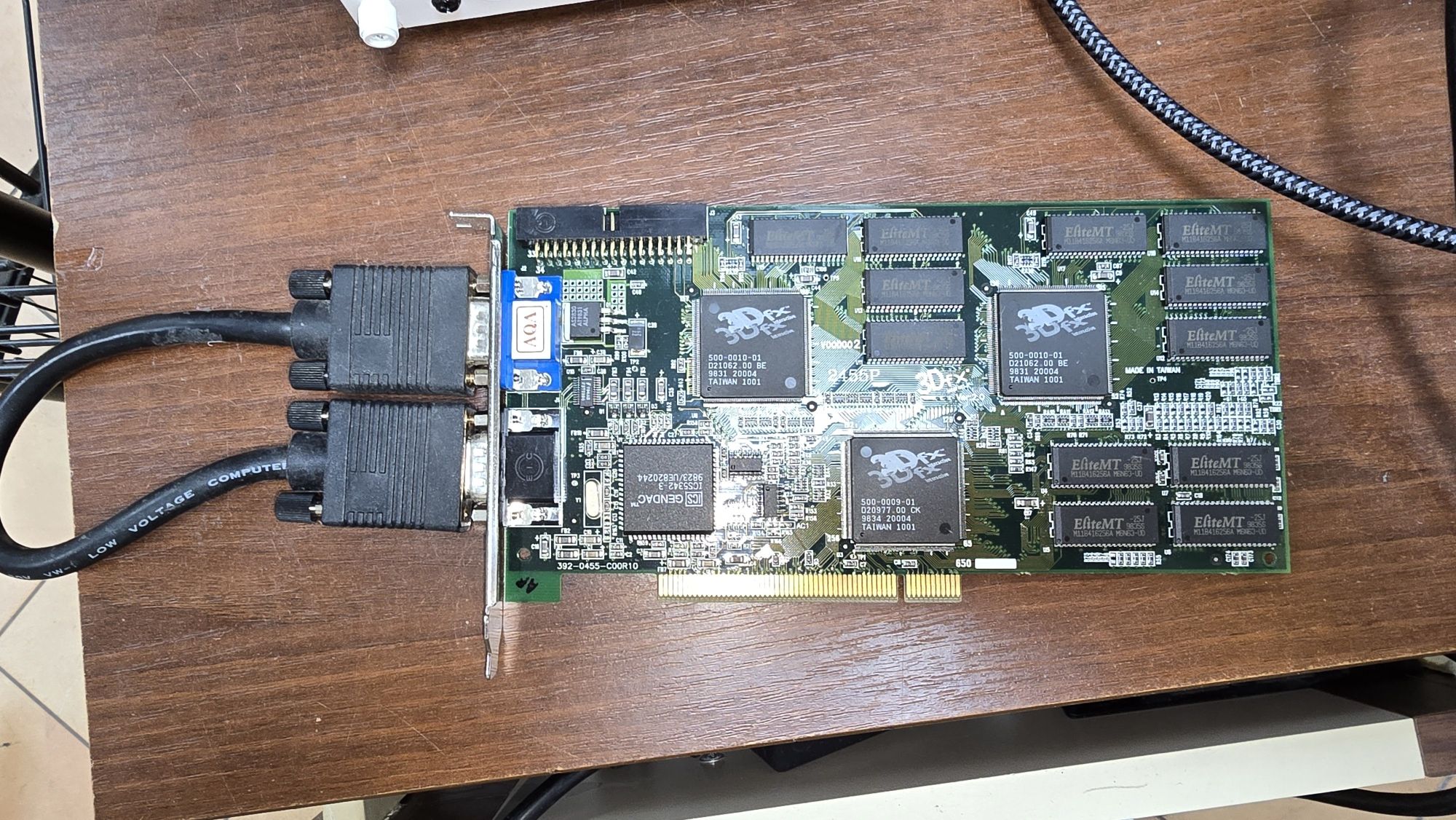 Akcelerator 3D 3dfx VooDoo2 12MB ATrend 2455P kabel