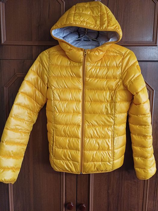 Продам куртку. .