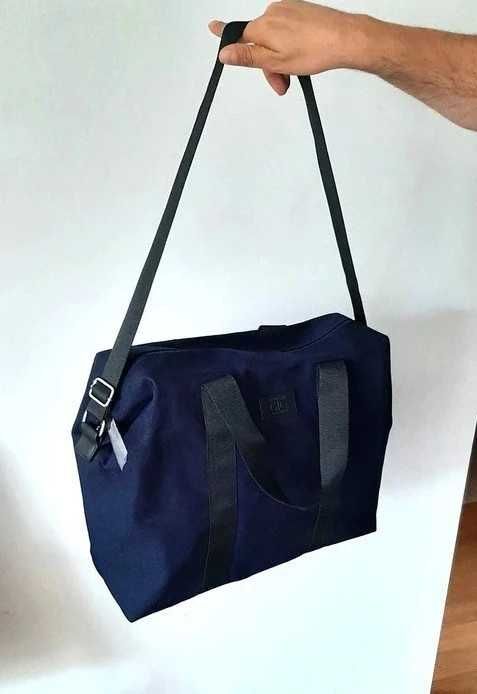 nowa torba Armani super w podróż polecam