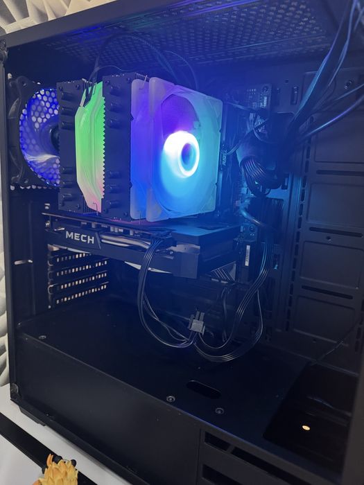 Komputer do gier i5 1060k rx6650xt 32gb ram