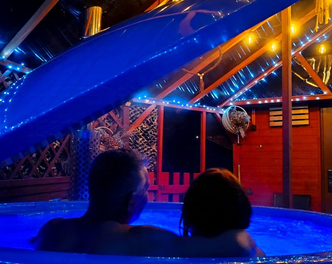 Domek z kominkiem,jezioro,sauna,jacuzzi