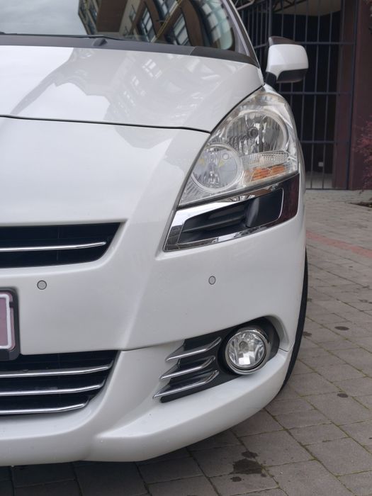 Продам Peugeot 5008.