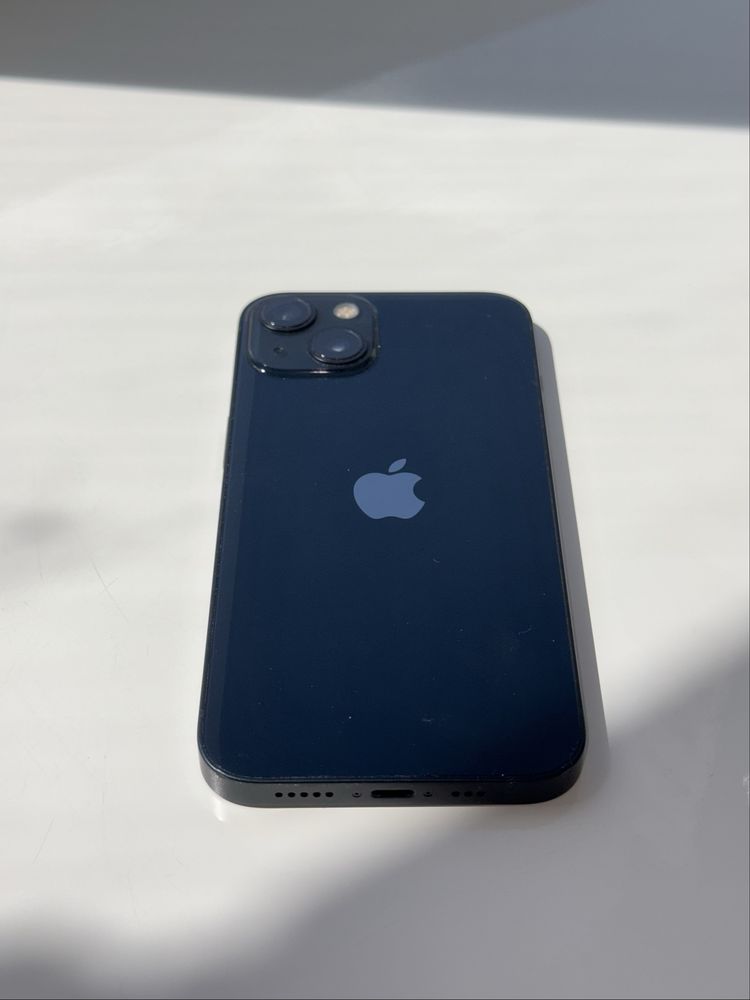 IPHONE 13 (Б/У, в хорошем состоянии)