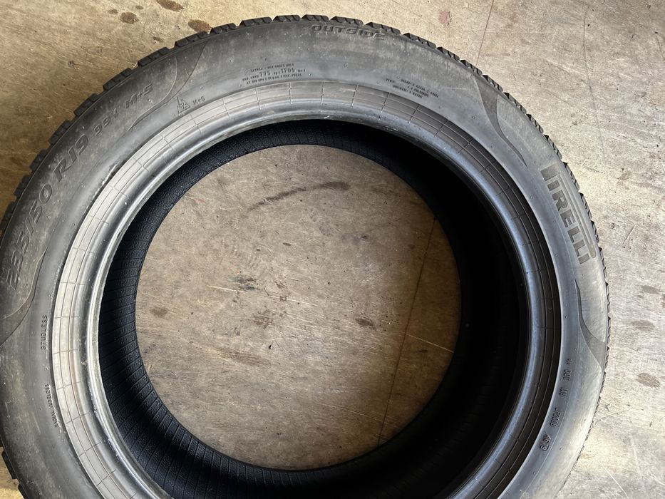 Dwie opony Pirelli p zero winter 235/50/19