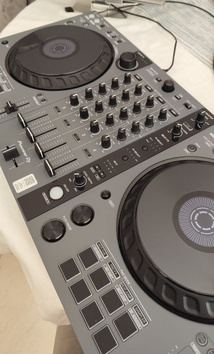 Controladora Pioneer DDJ-FLX6-GT