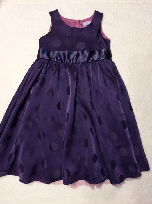 Святкова сукня, костюм - прокат, продаж