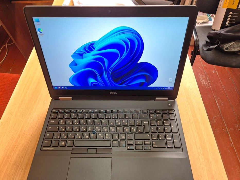 Dell Latitude E5470 (i5-6300U/RAM 16Gb/SSD 256Gb) підсв. клави