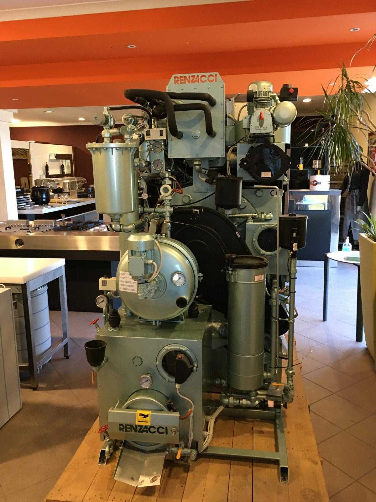 Máquina de limpeza a seco