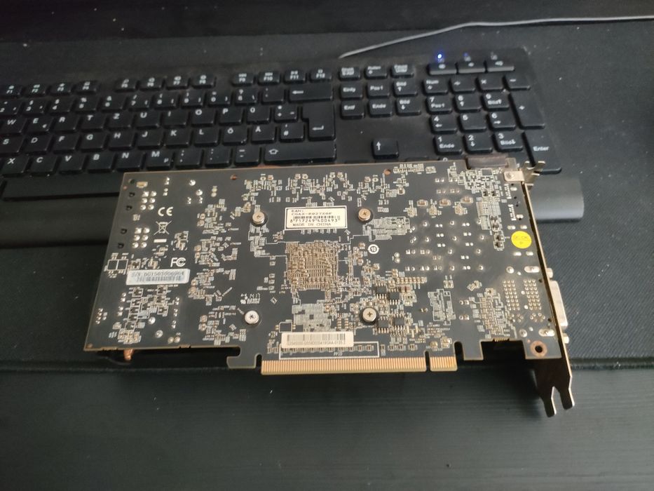 Radeon R9 270x 2GB GDDR5 Club 3d