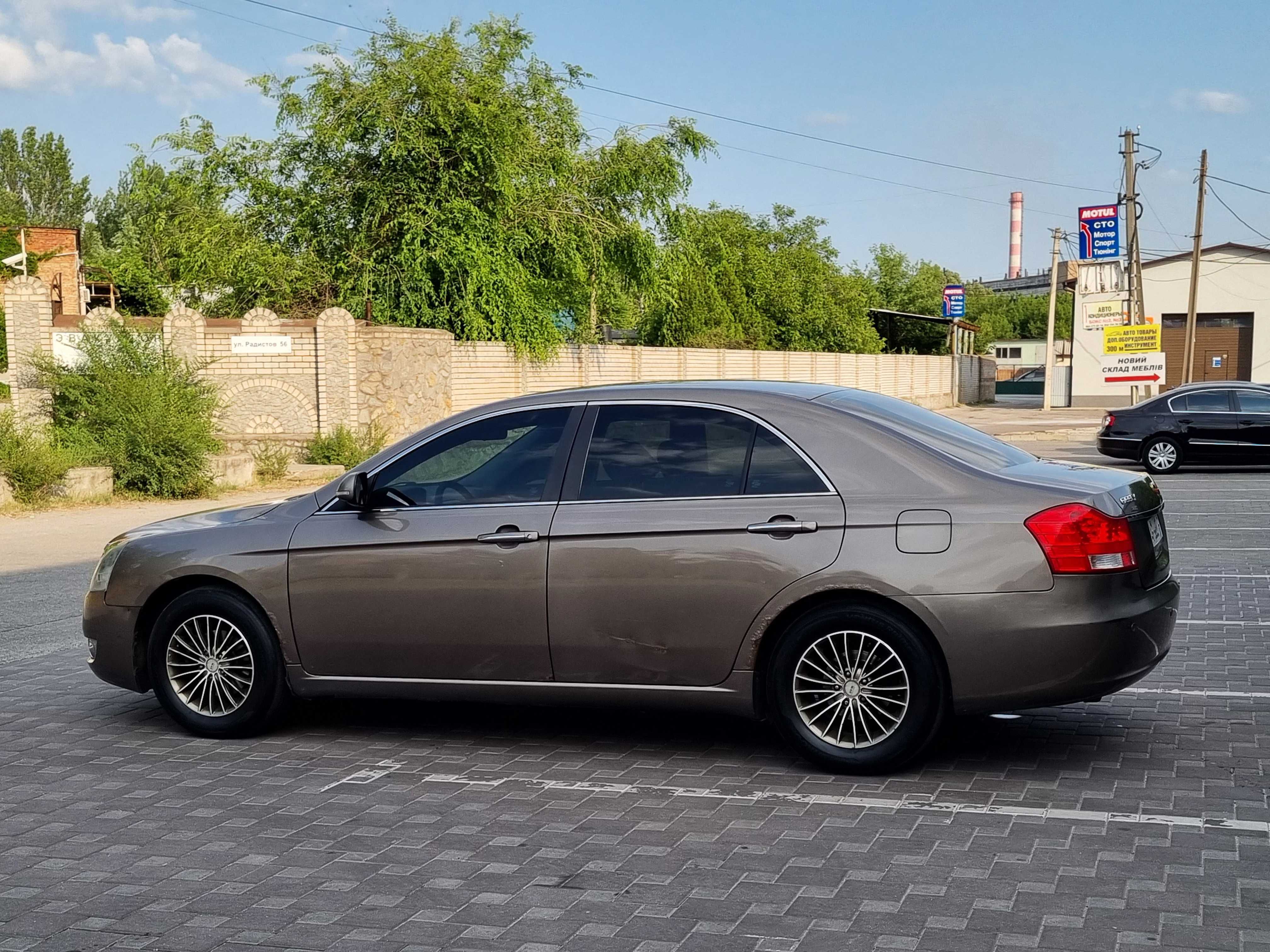 Geely Emgrand 8 (EC8) 2013 рік 2.4 АТ