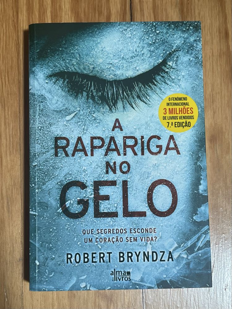 Coleção Robert Bryndza