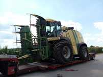 transport niskopodwoziowy, Transport maszyn i koparek, laweta
