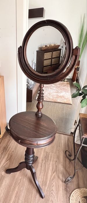 Lindo espelho vintage.Epoca Vitoriana 1820