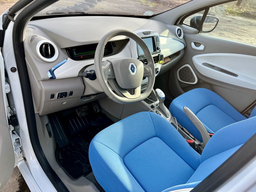 Електромобіль Renault ZOE 22 кВт 2013