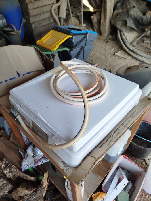 Fogão a gás de 4 bicos.