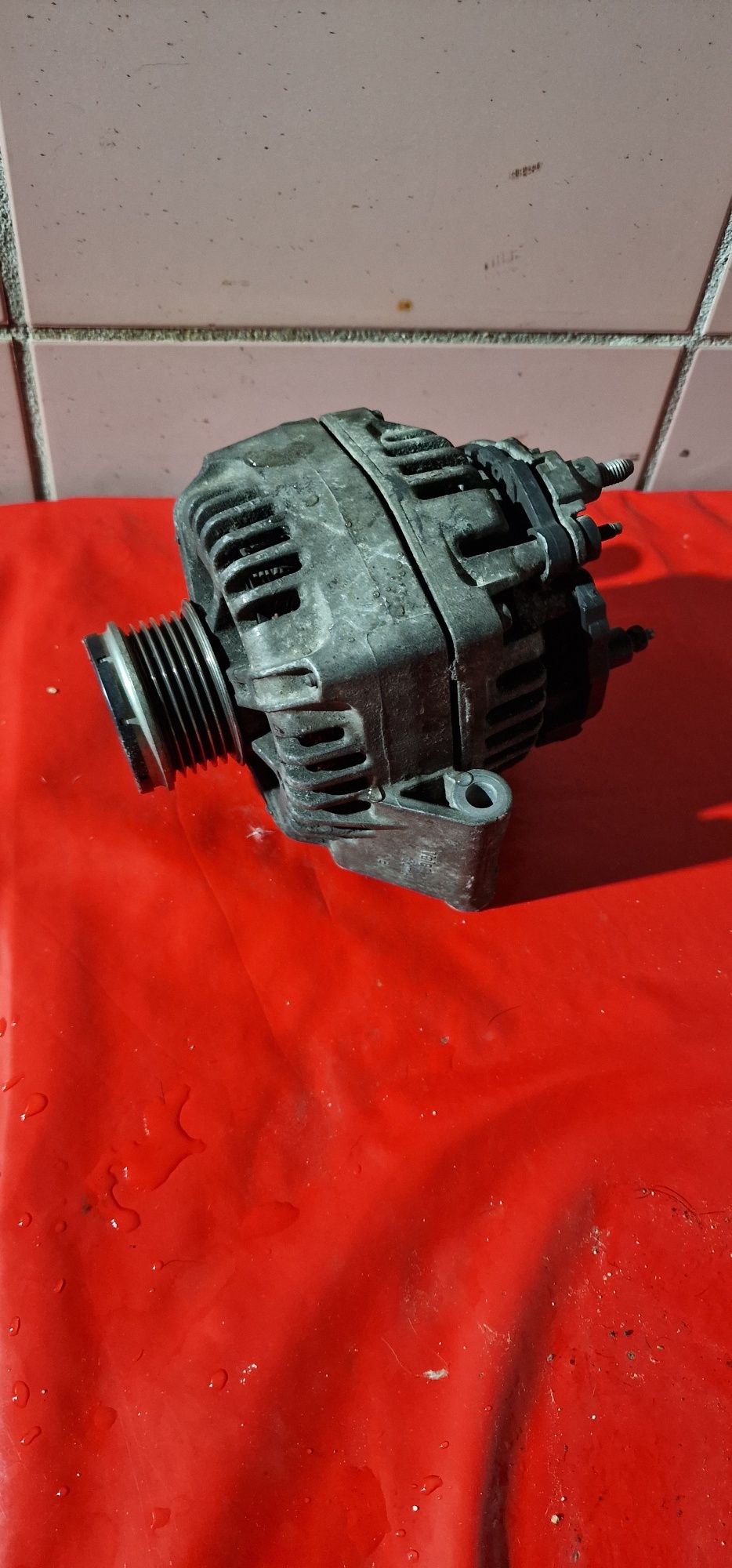 Vendo alternador