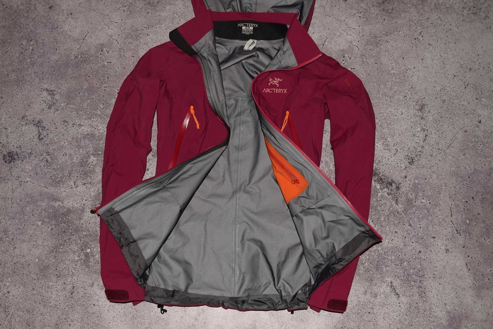 Arcteryx Beta AR GTX (Жіноча Куртка на Мембрані Горттекс Арк Gore Tex