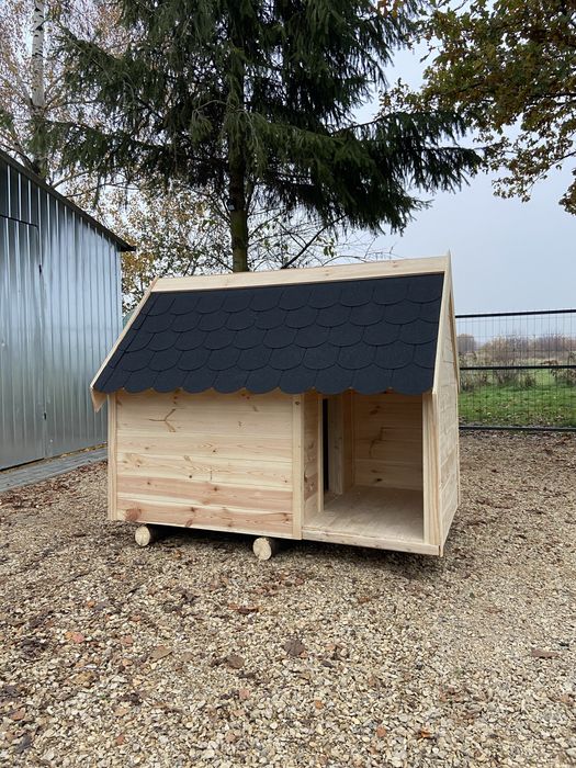 Buda dla psa ocieplana