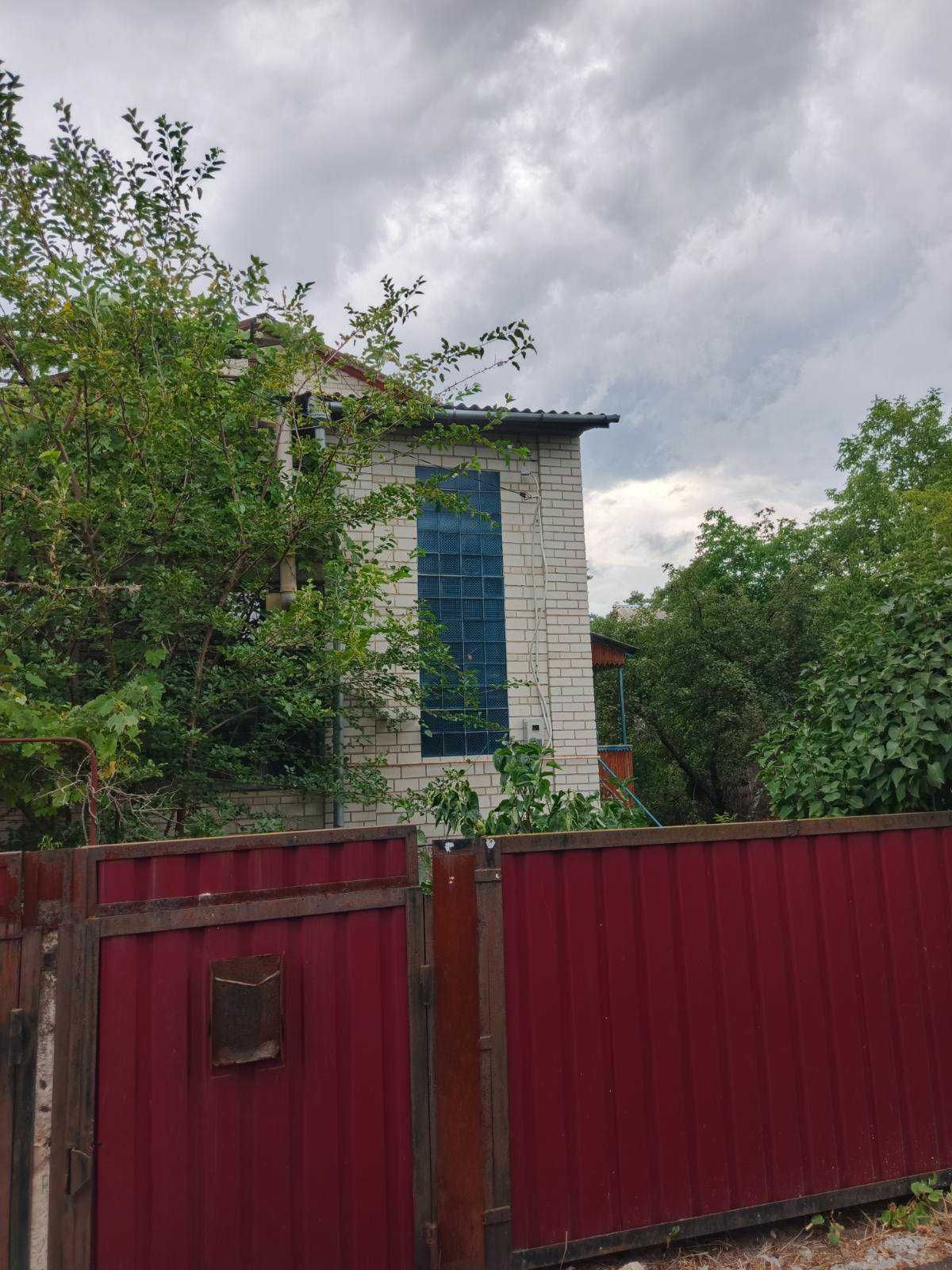 Продаж двоповерхового будинку 200 кв.м. 6 с. у селі Козин, Конча Заспа