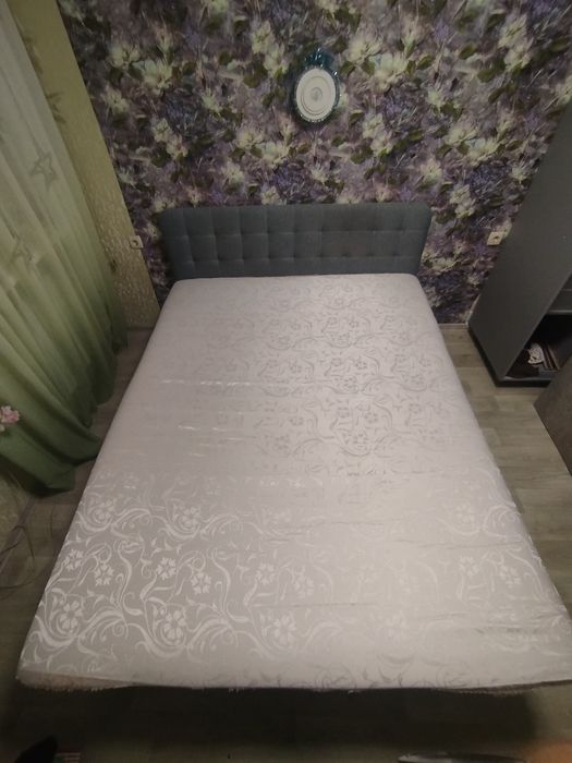 Ліжко двоспальне