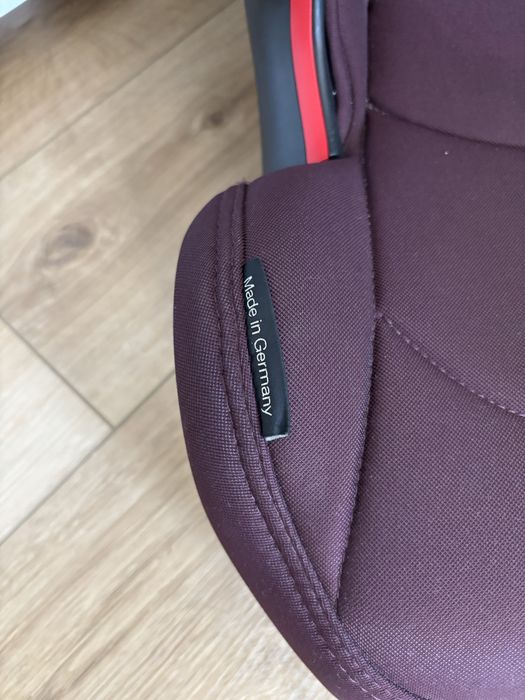 Fotelik samochodowy Britax Romer Kidfix III bordo