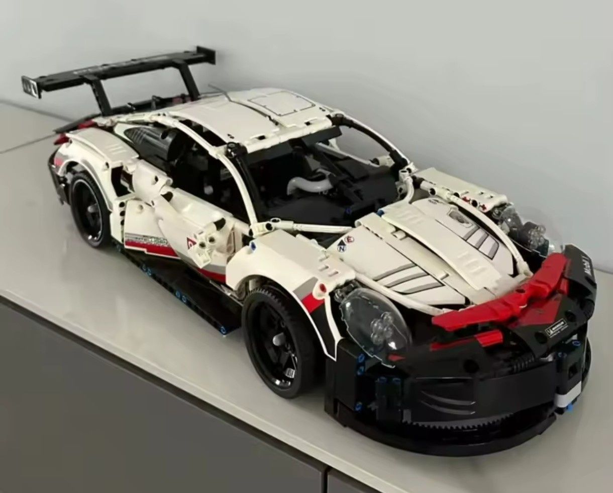 Réplica LEGO Technic Porsche 911 RSR (Ref.42096)