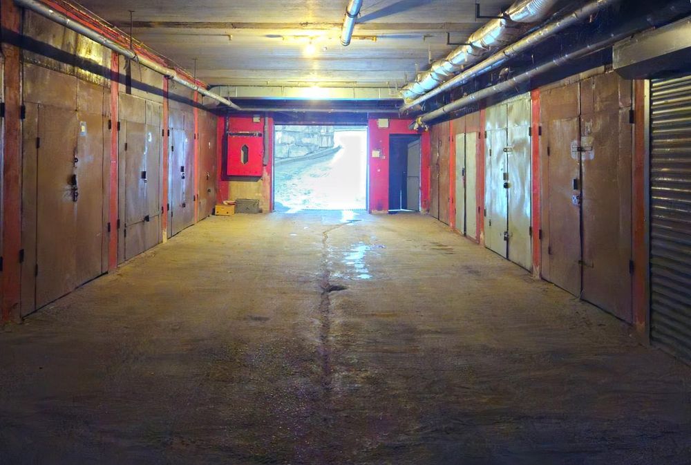 Продажа гаража Дегтяревская 33б