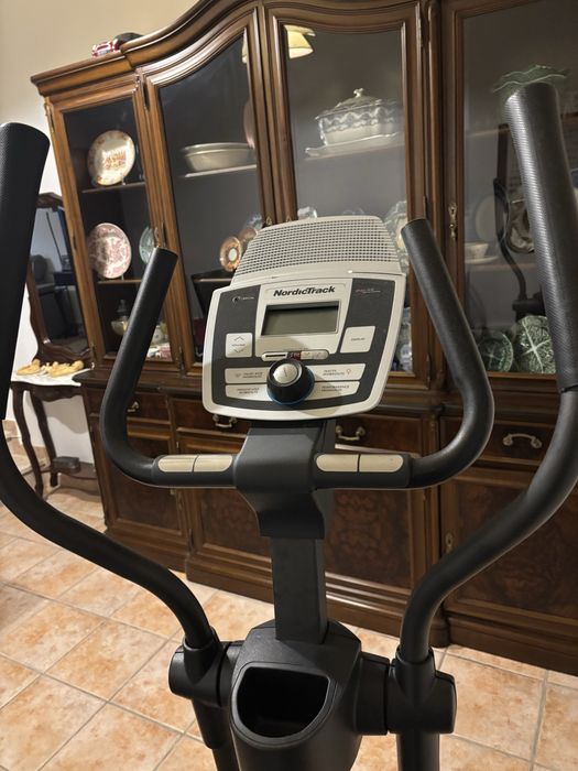 Maquina Eliptica desporto