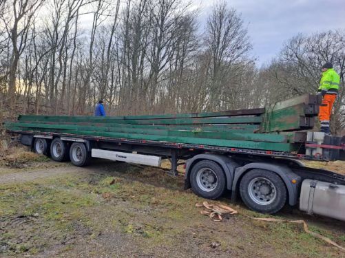Konstrukcja hali 44m x 27m = 1200m2 - 22m x 60m