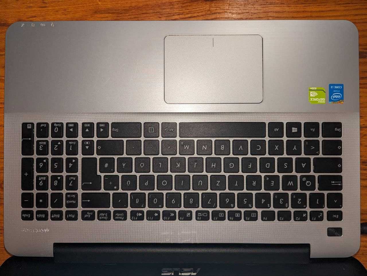 Asus f555l (i3 – 4030u \ 4gb CPU)