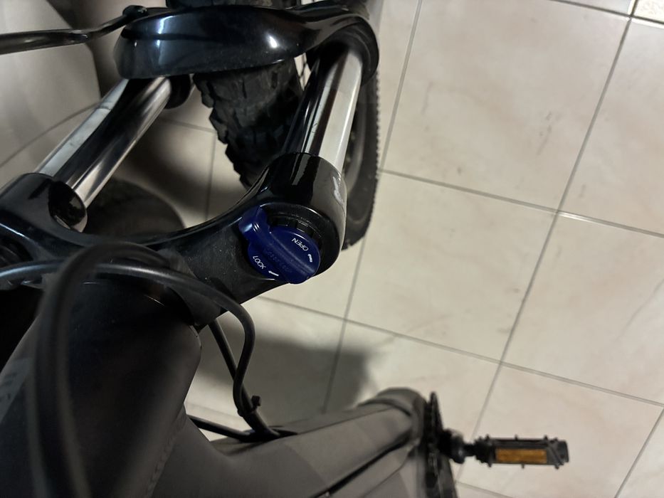 Bicicleta eletrica com açao no pedal, 3 niveis de velocidade