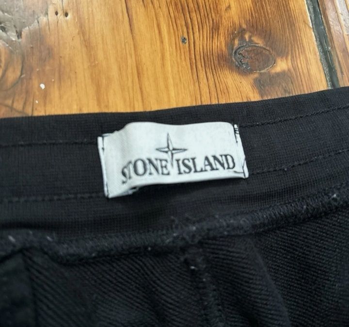 Чоловічі шорти Stone Island