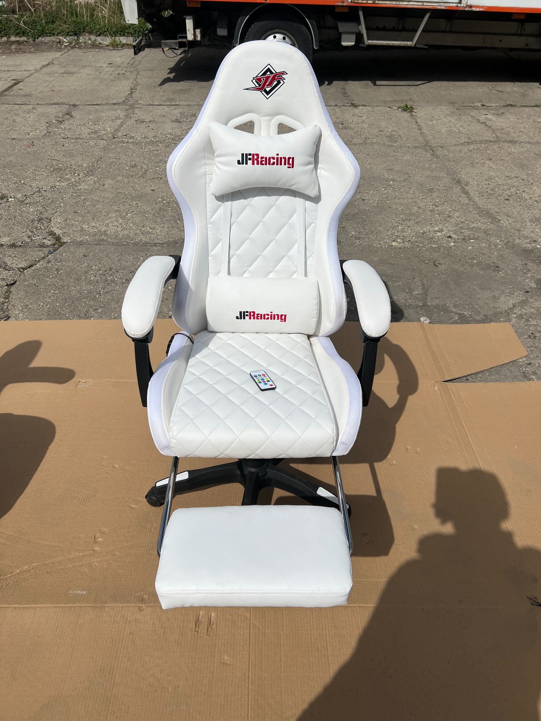 Fotel Gamingowy, Obrotowy, Oświetlenie Led, Pilot, Podnóżek F5