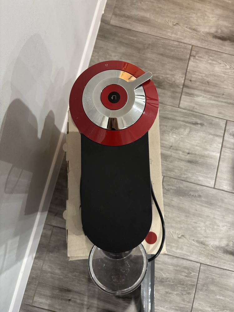 Emkspres Krups Nespresso Vitrtuo Next