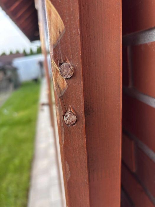 Masywne Drzwi drewniane wejściowe zewnętrzne prawe