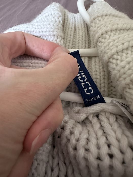 Przepiękny, gruby wełniany kardigan o splocie warkoczowym